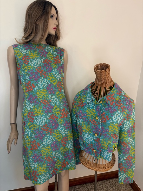 Vintage Dresses & Skirts - Vintage Teal Floral Midi Dress with Cropped Jacket